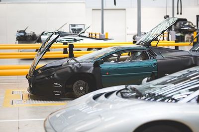 捷豹路虎經(jīng)典車工廠在英國考文垂正式落成，推動(dòng)經(jīng)典車網(wǎng)絡(luò)工程發(fā)展